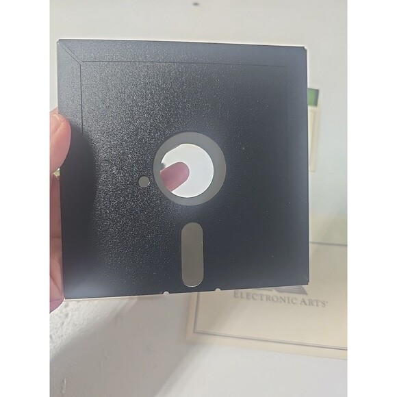 F/16 Combat Pilot PC game Electronic Arts Genuine Vintage PC Software Disks Only - Picture 8 of 10